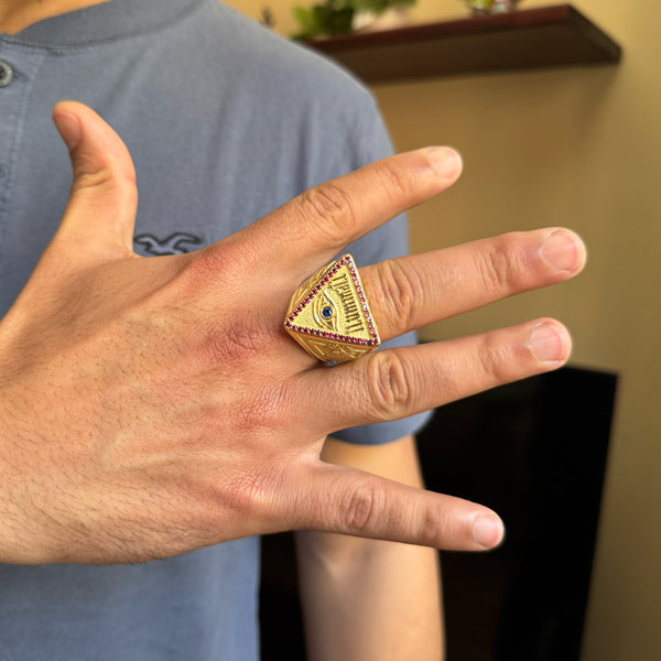 Anillo Iluminati de oro 18k 750