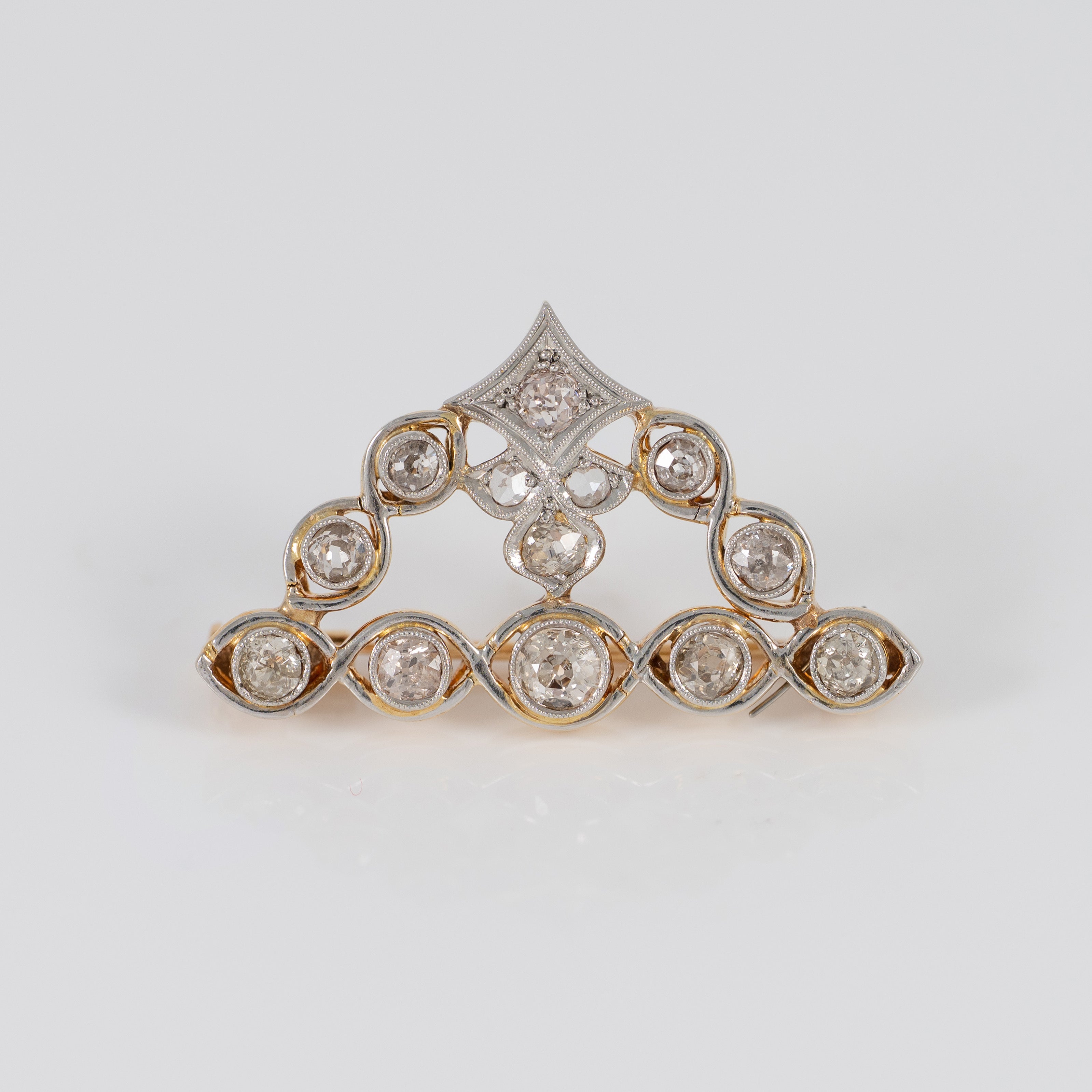 Broche en oro blanco y amarillo 18k con diamantes