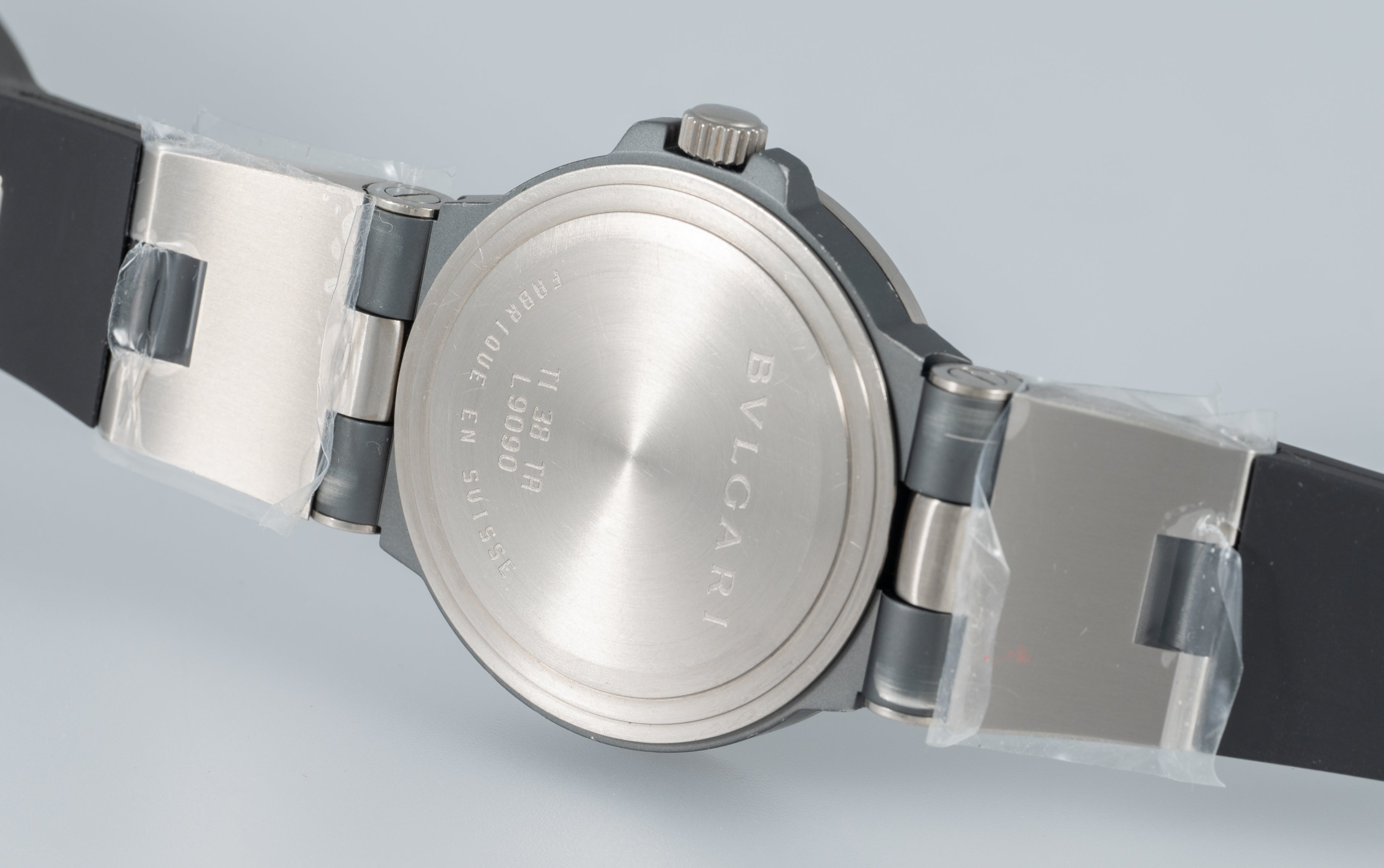 Bulgari Diagono Titanium Ref: TI 38 TA