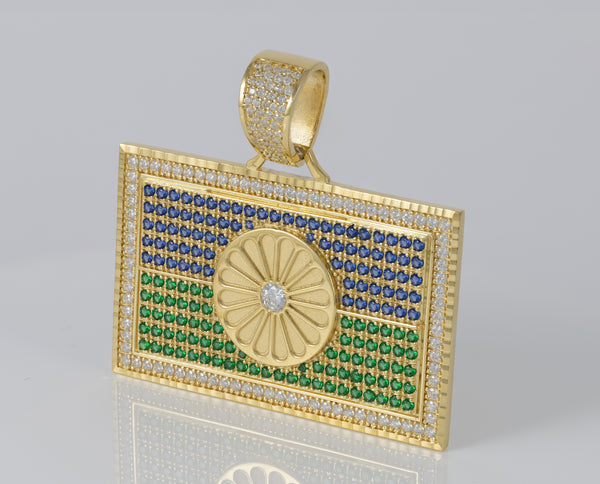 Colgante bandera gitana en oro 18k 750 y circonitas