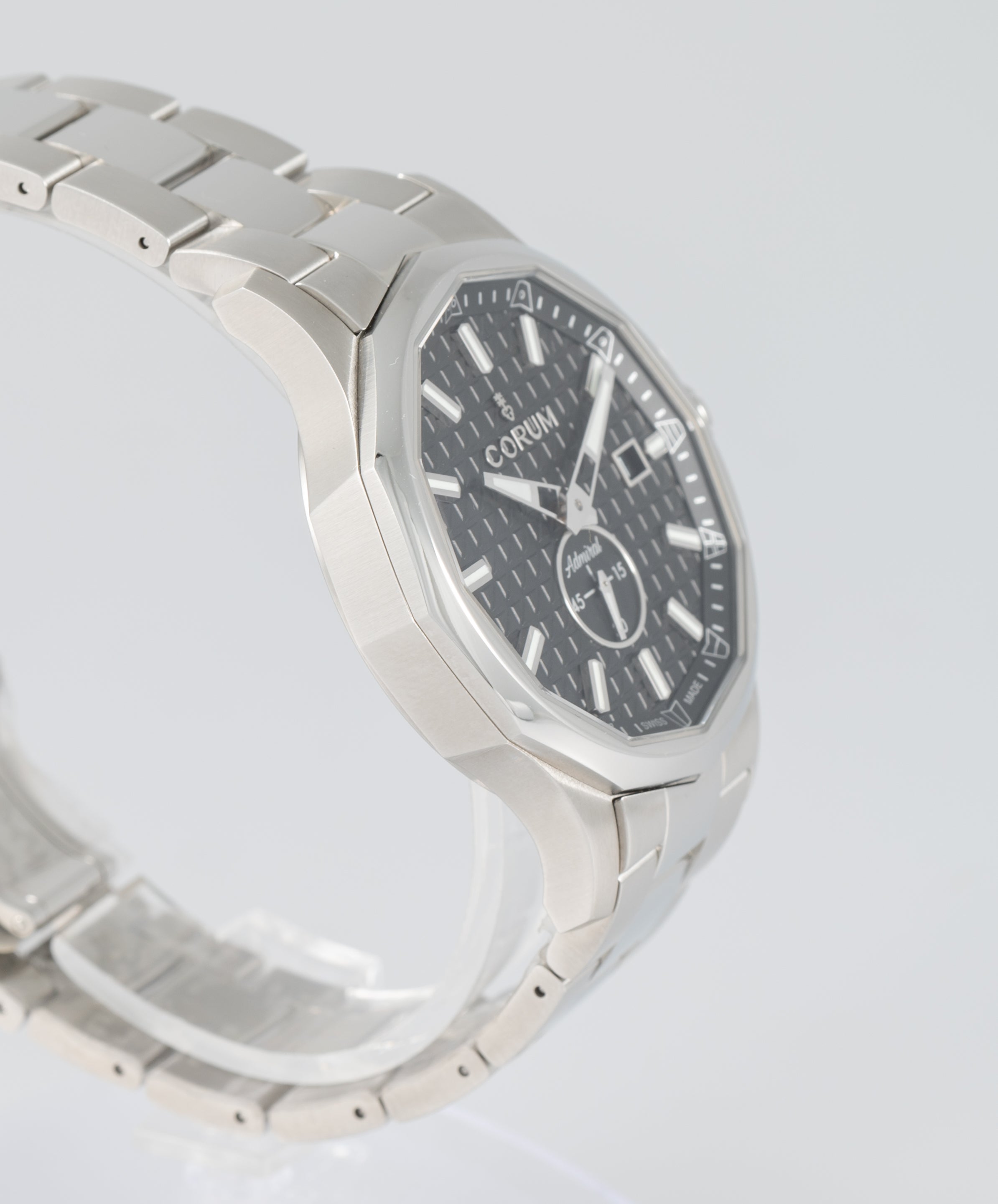 Corum Admiral 42 Automatic Ref: A395/04292 395.110.20 V720 AN60