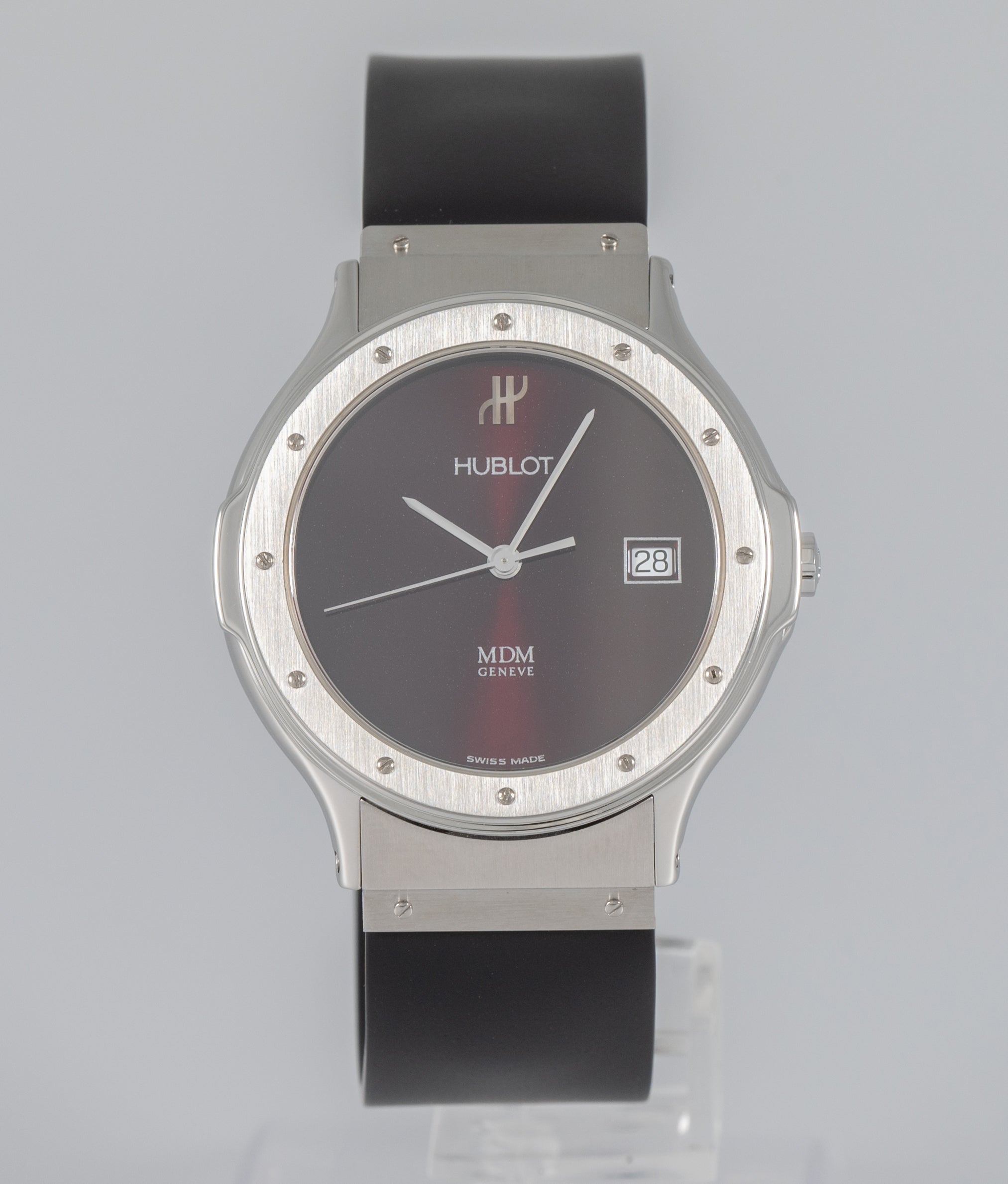 Hublot Classic MDM Geneve Burdeos Dial Ref: 1523.1