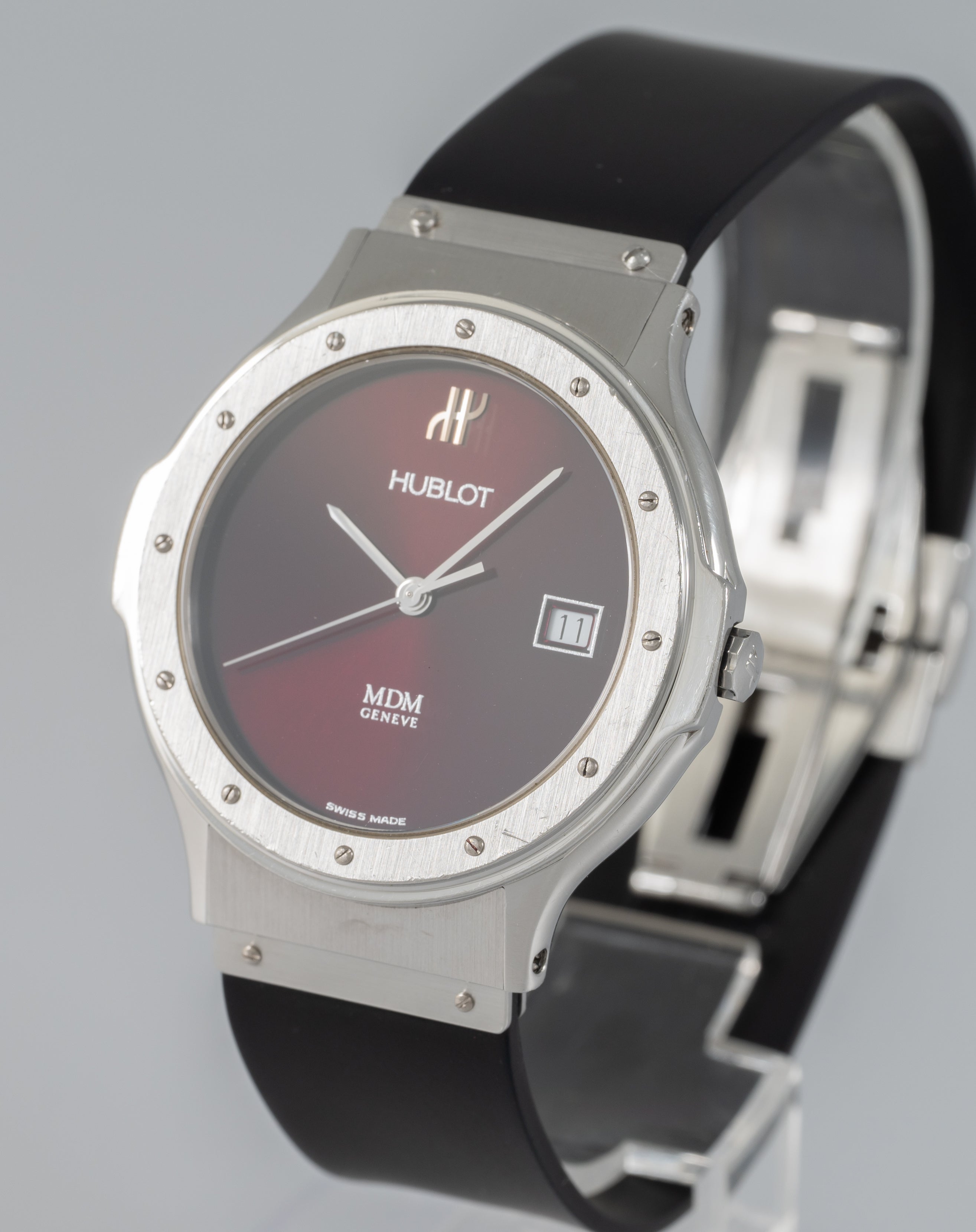 Hublot Classic MDM Geneve Burdeos Dial Ref: 1523.1