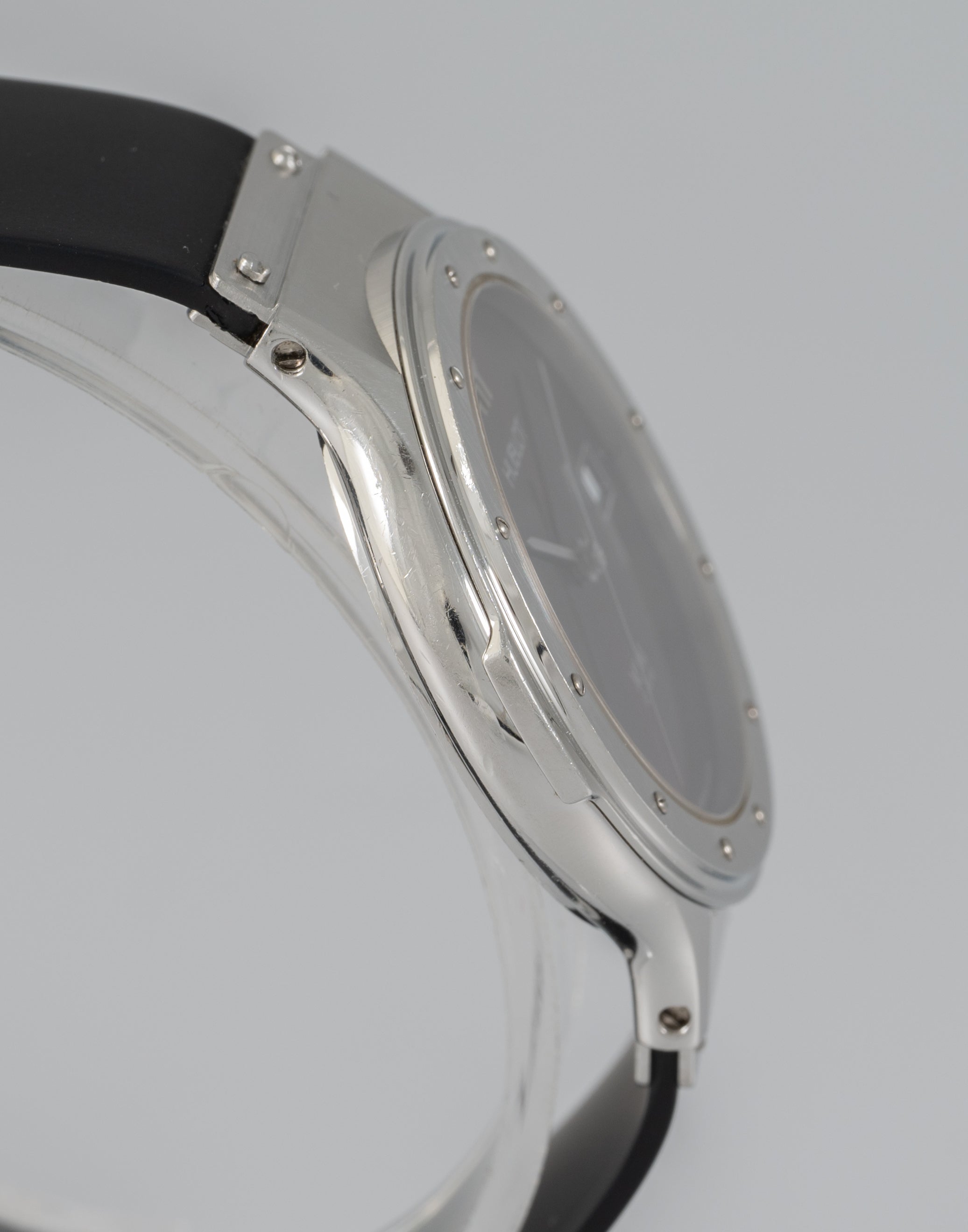 Hublot Classic MDM Geneve Burdeos Dial Ref: 1523.1