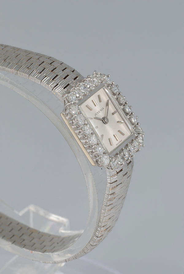 Juvenia White Gold 18k and Diamonds 1.1 ct Square Dial Ref: 13245