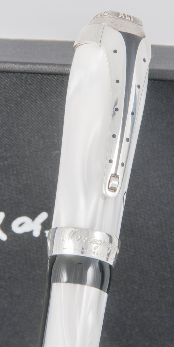 Montegrappa Muhammad Ali Sterling Silver Fountain Pen Limited Edition Nib 18k Gold