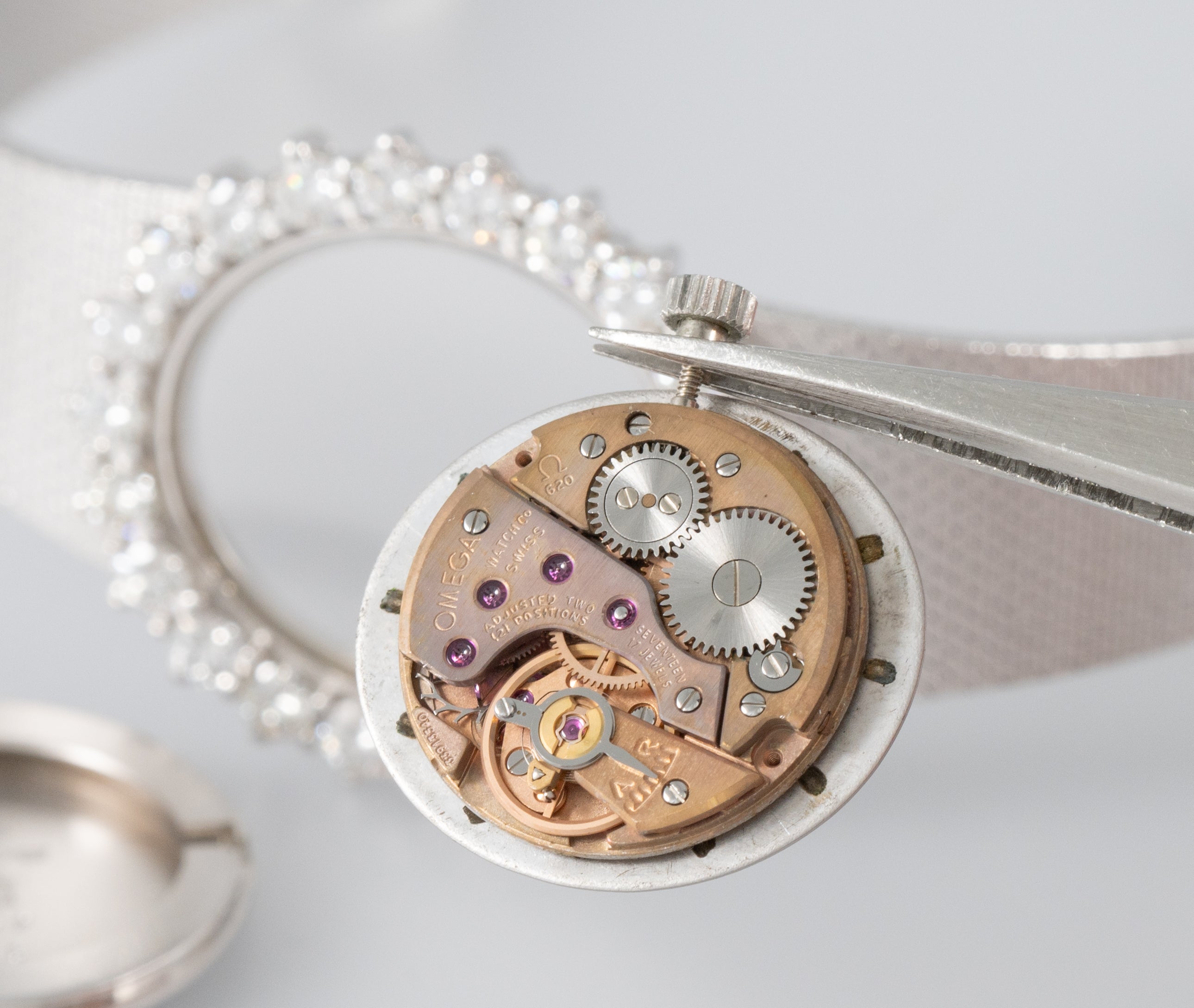 Omega Deville White Gold 18k and Diamonds 2.2 ct Ref: 8339 158