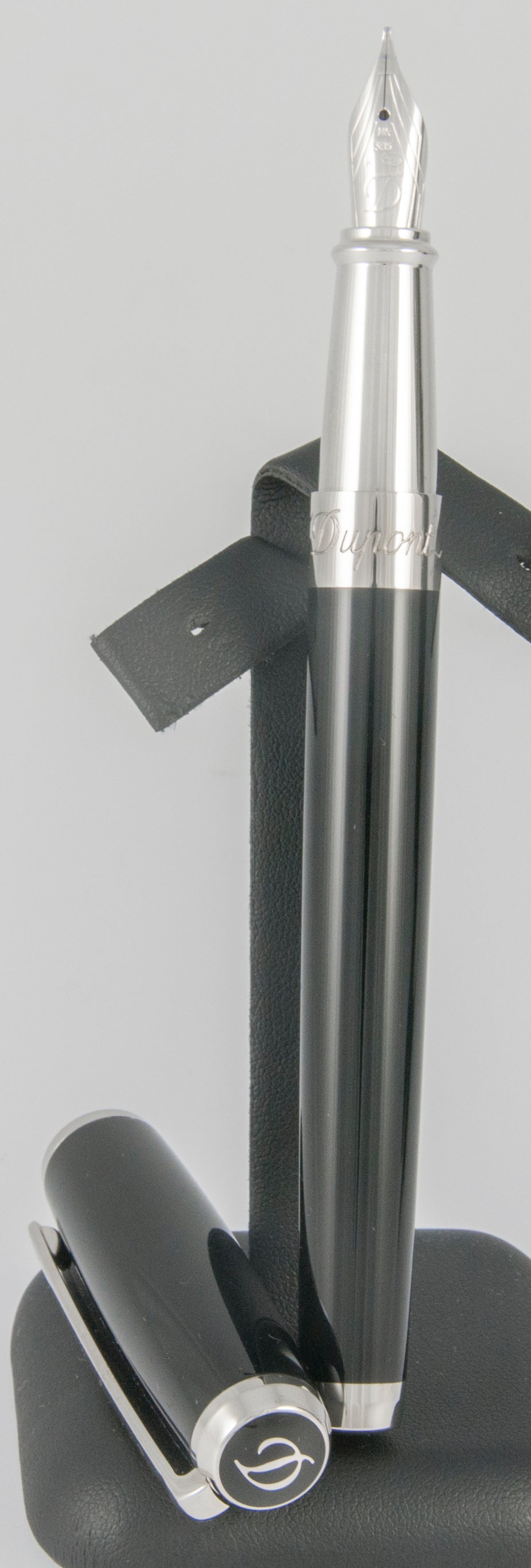 S.T. Dupont Elysee Line D Fountain Pen Nib 14k 585