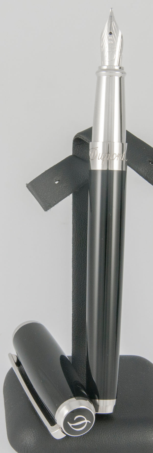 S.T. Dupont Elysee Line D Fountain Pen Nib 14k 585