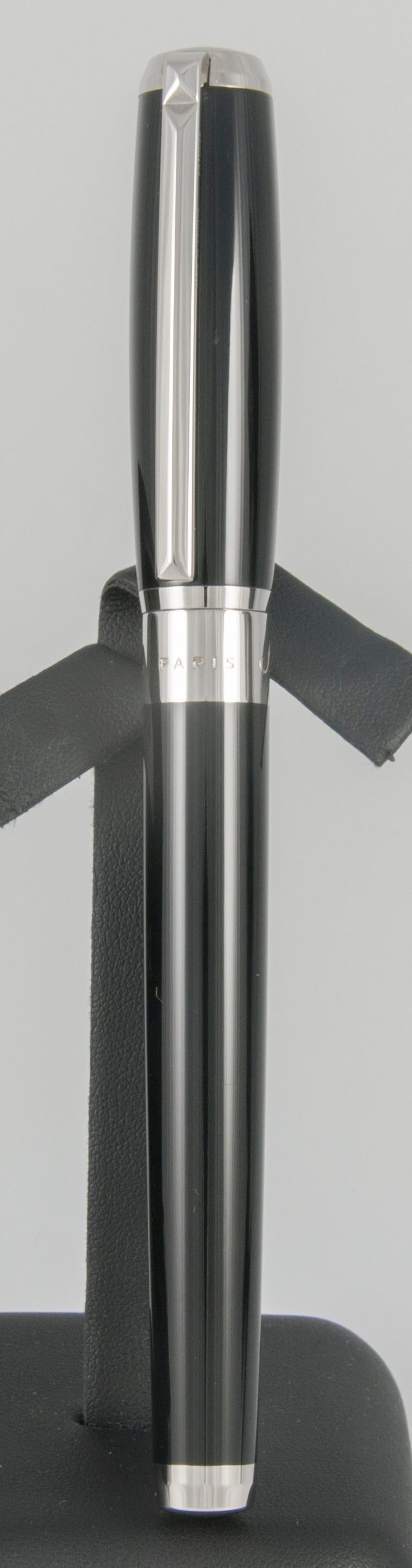 S.T. Dupont Elysee Line D Fountain Pen Nib 14k 585