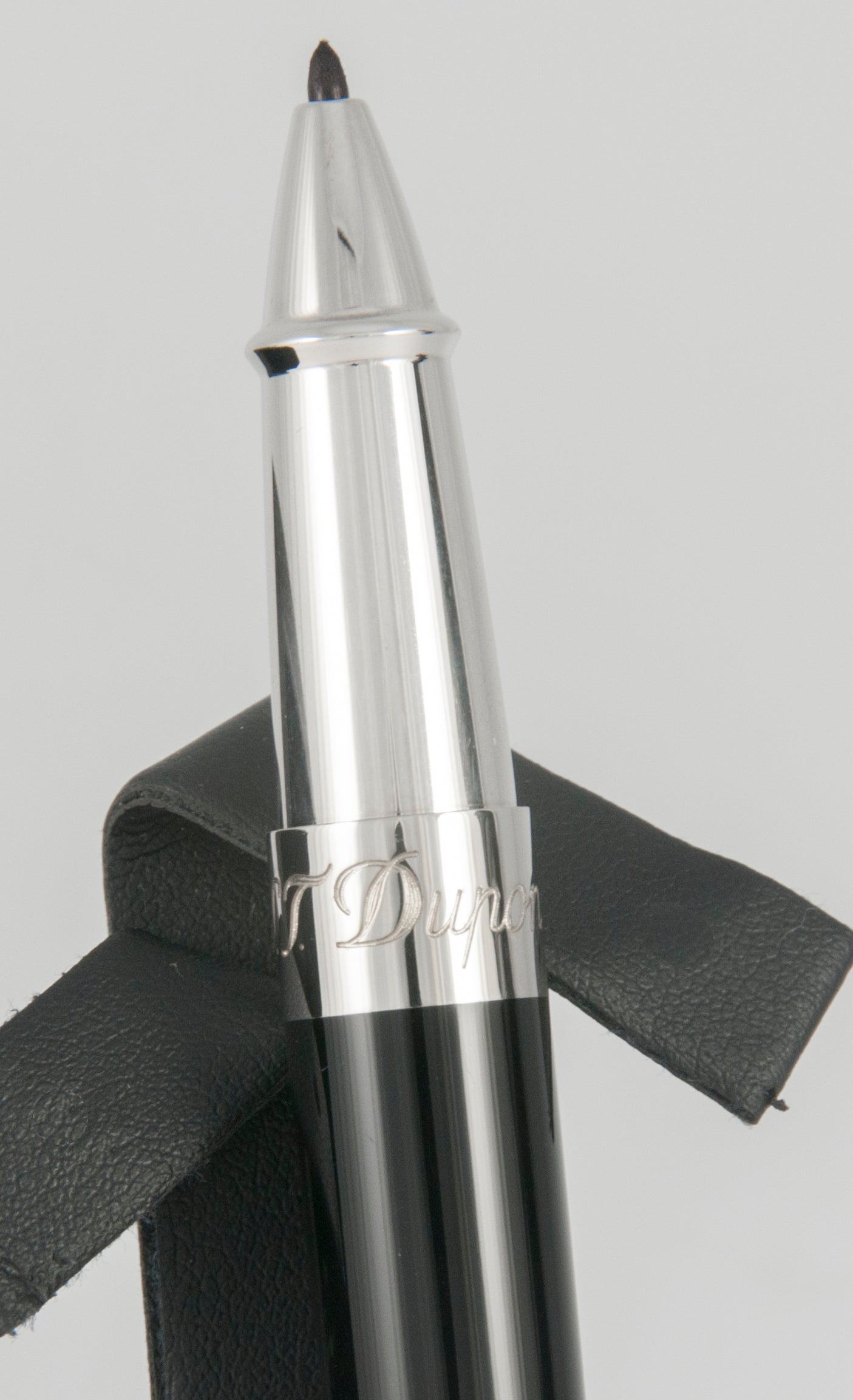 S.T. Dupont Elysee Line D Rollerball Pen