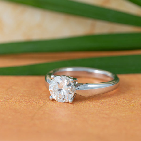 Anillo en oro blanco 18k con diamante 1.40 ct