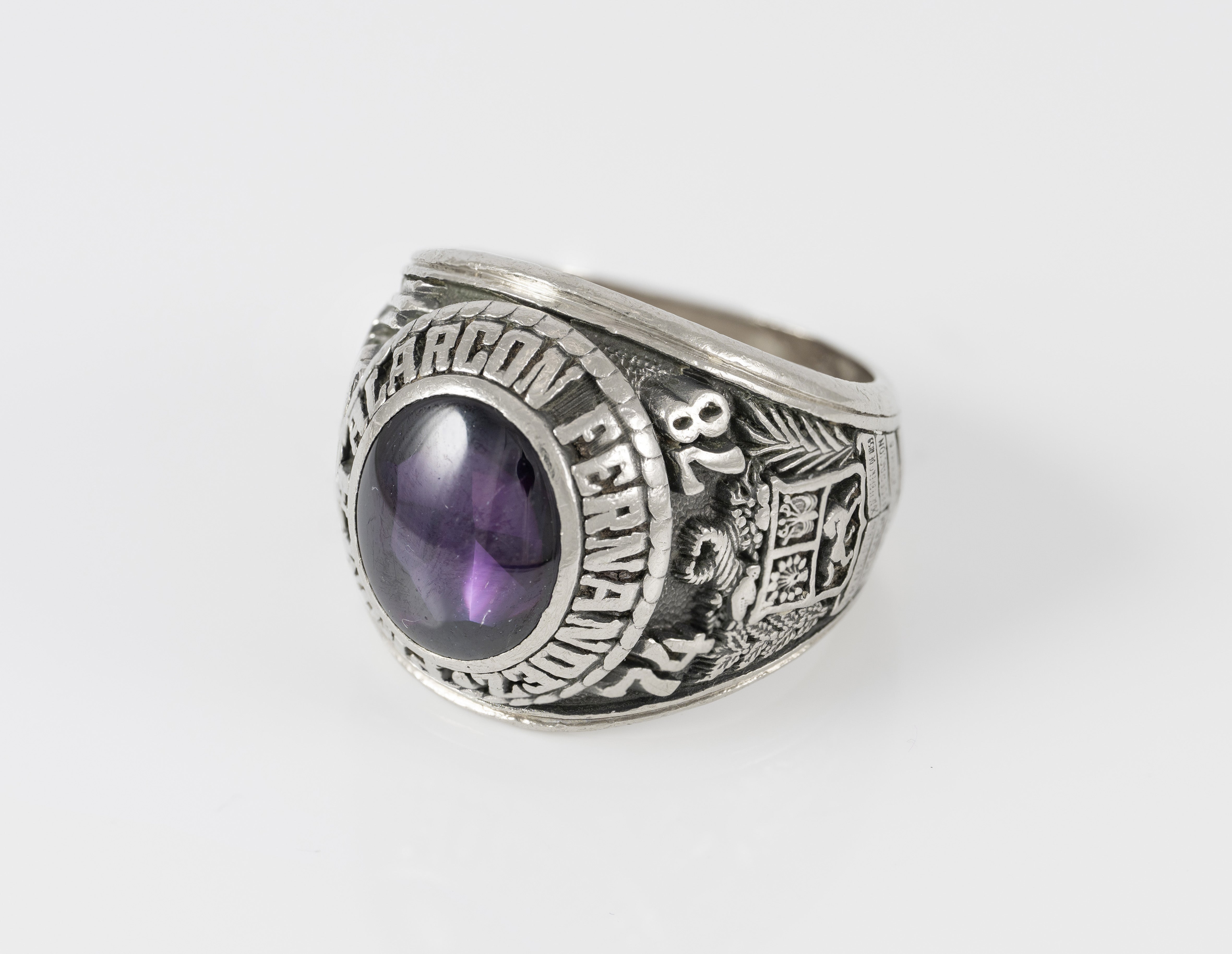 Anillo Josten's de graduación Universidad Química Industrial Venezuela 1974-1978