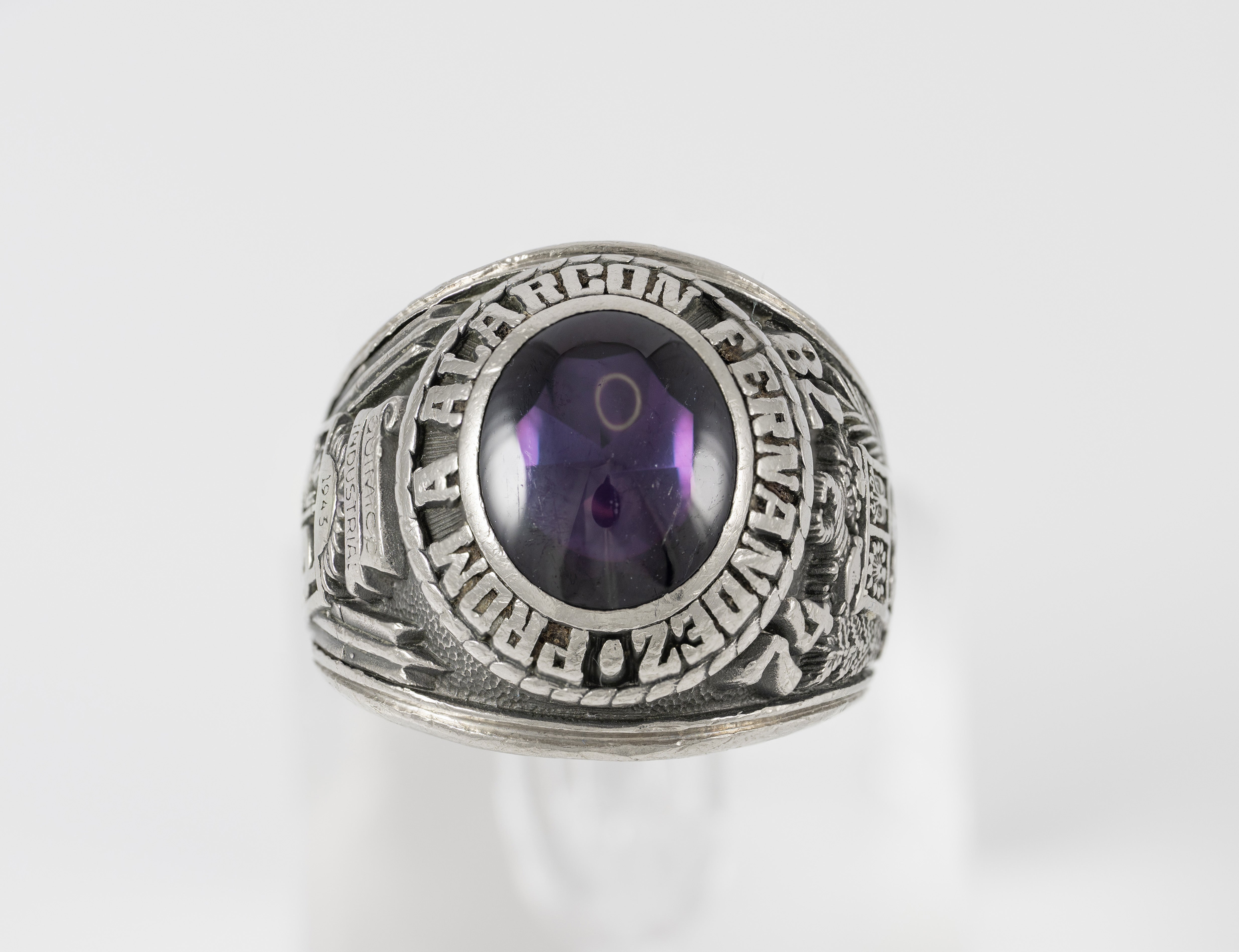 Anillo Josten's de graduación Universidad Química Industrial Venezuela 1974-1978