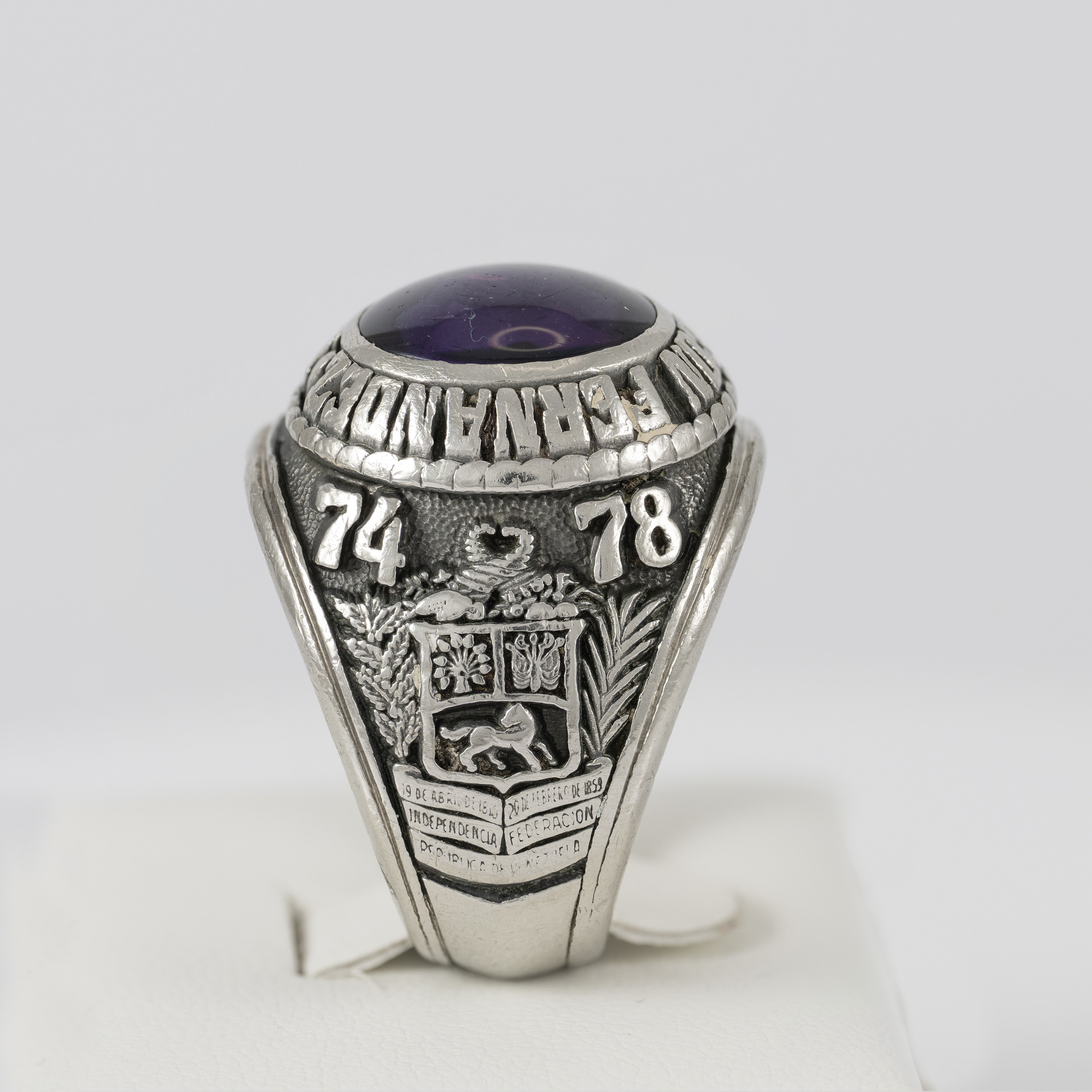 Anillo Josten's de graduación Universidad Química Industrial Venezuela 1974-1978