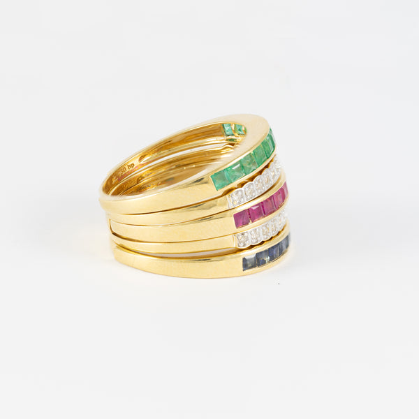 Anillo Infinity en oro amarillo 18k con diamantes zafiros rubíes y esmeraldas