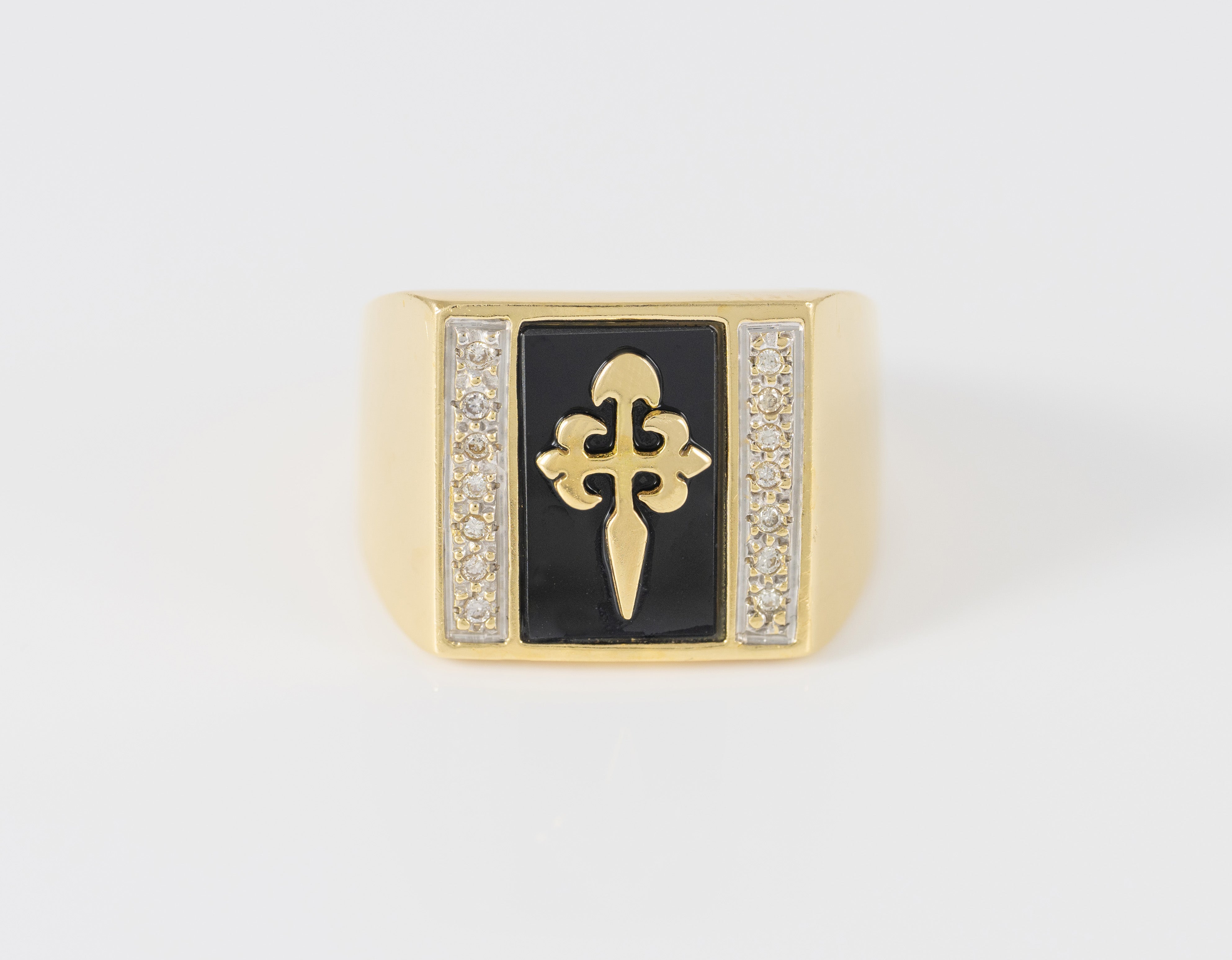 Anillo insignia Cruz de Santiago en oro amarillo 18k y brillantes