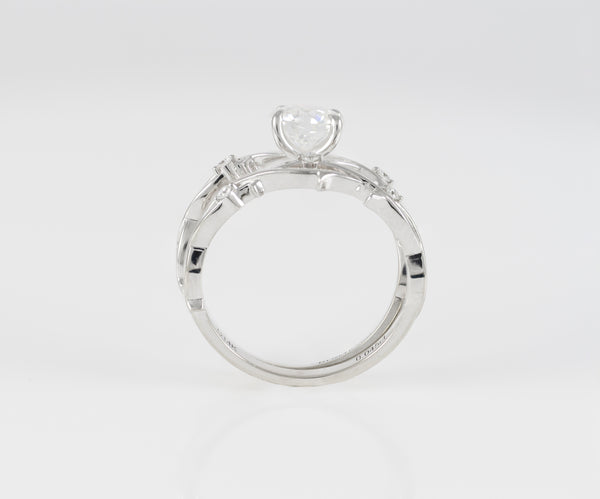 Conjunto de anillo de compromiso y alianza de boda en oro blanco 14k con moissanita 1 ct