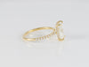 Anillo de compromiso halo oculto oro amarillo 14k con moissanita 3 ct