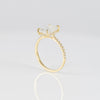 Anillo de compromiso halo oculto oro amarillo 14k con moissanita 3 ct