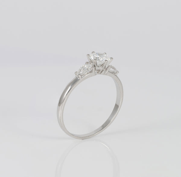 Anillo en oro blanco 18k con diamantes 1.77 ct