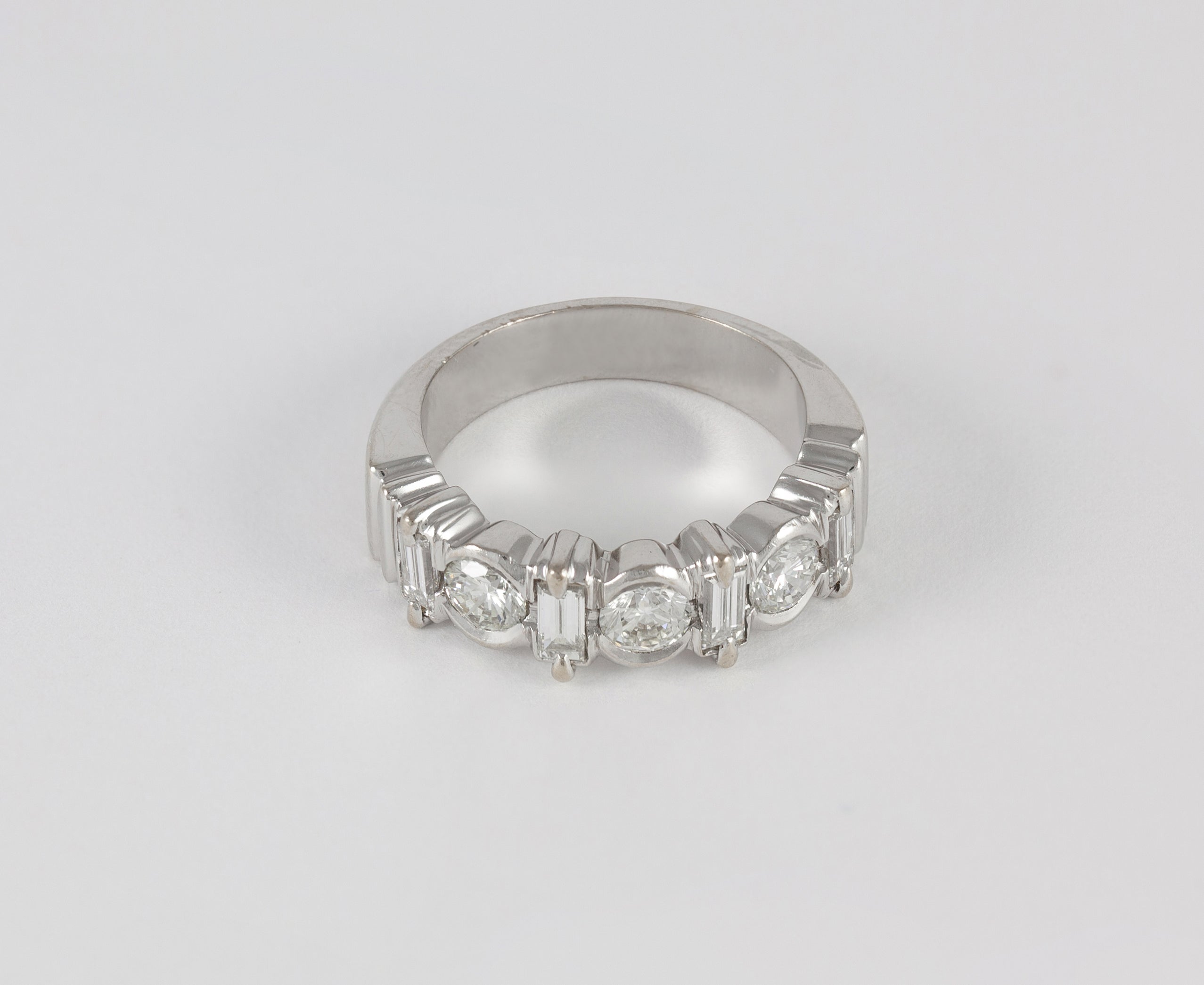 Anillo en oro blanco 18k y brillantes 1.05 ct