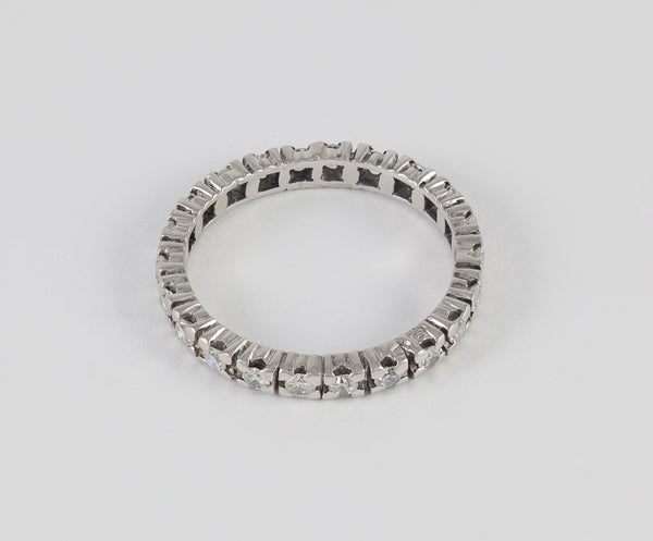 Anillo antiguo en oro blanco 18k con brillantes