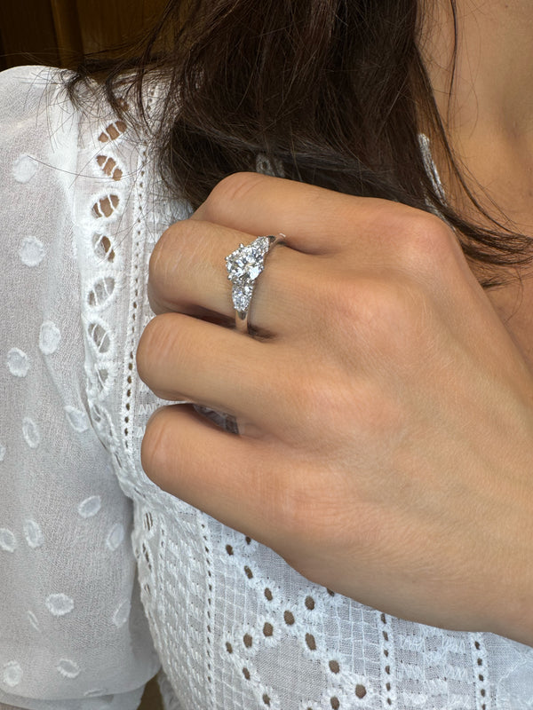 Anillo en oro blanco 18k con diamantes 1.77 ct