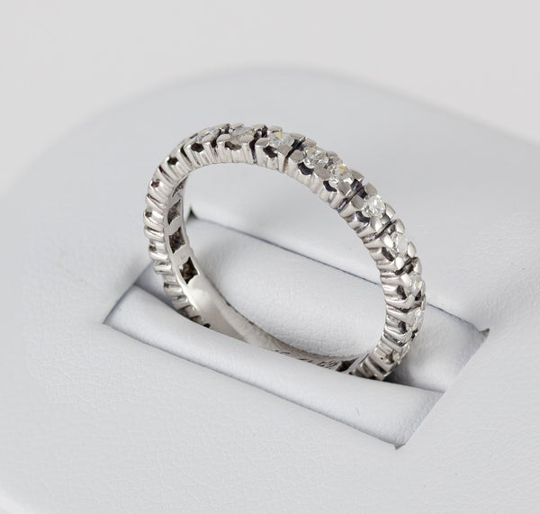 Anillo antiguo en oro blanco 18k con brillantes