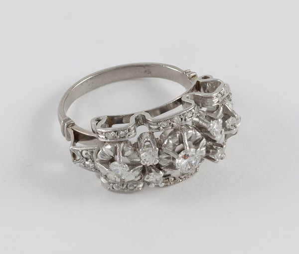 Anillo en oro blanco 18k y brillantes