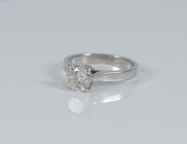 Anillo en oro blanco 18k con diamante 1.26 ct