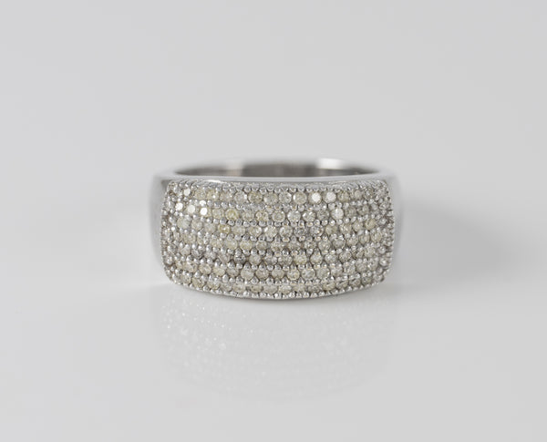 Anillo en oro blanco 18k con brillantes