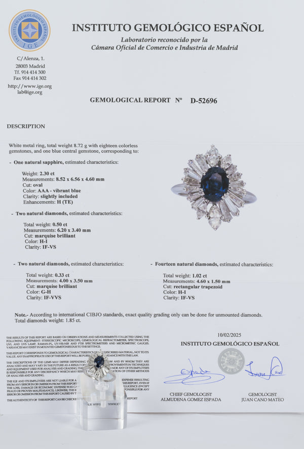 Anillo en oro blanco con zafiro 2.3 ct y diamantes 1.85 ct