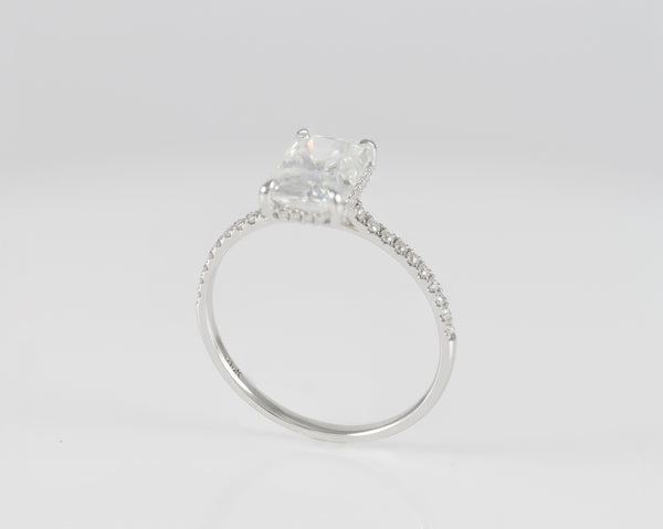 Anillo de compromiso halo oculto oro blanco 14k con moissanita 3 ct