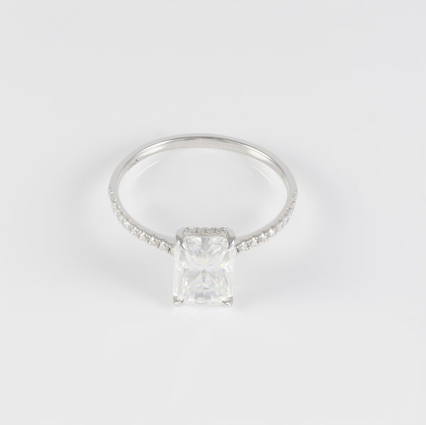 Anillo de compromiso halo oculto oro blanco 14k con moissanita 3 ct