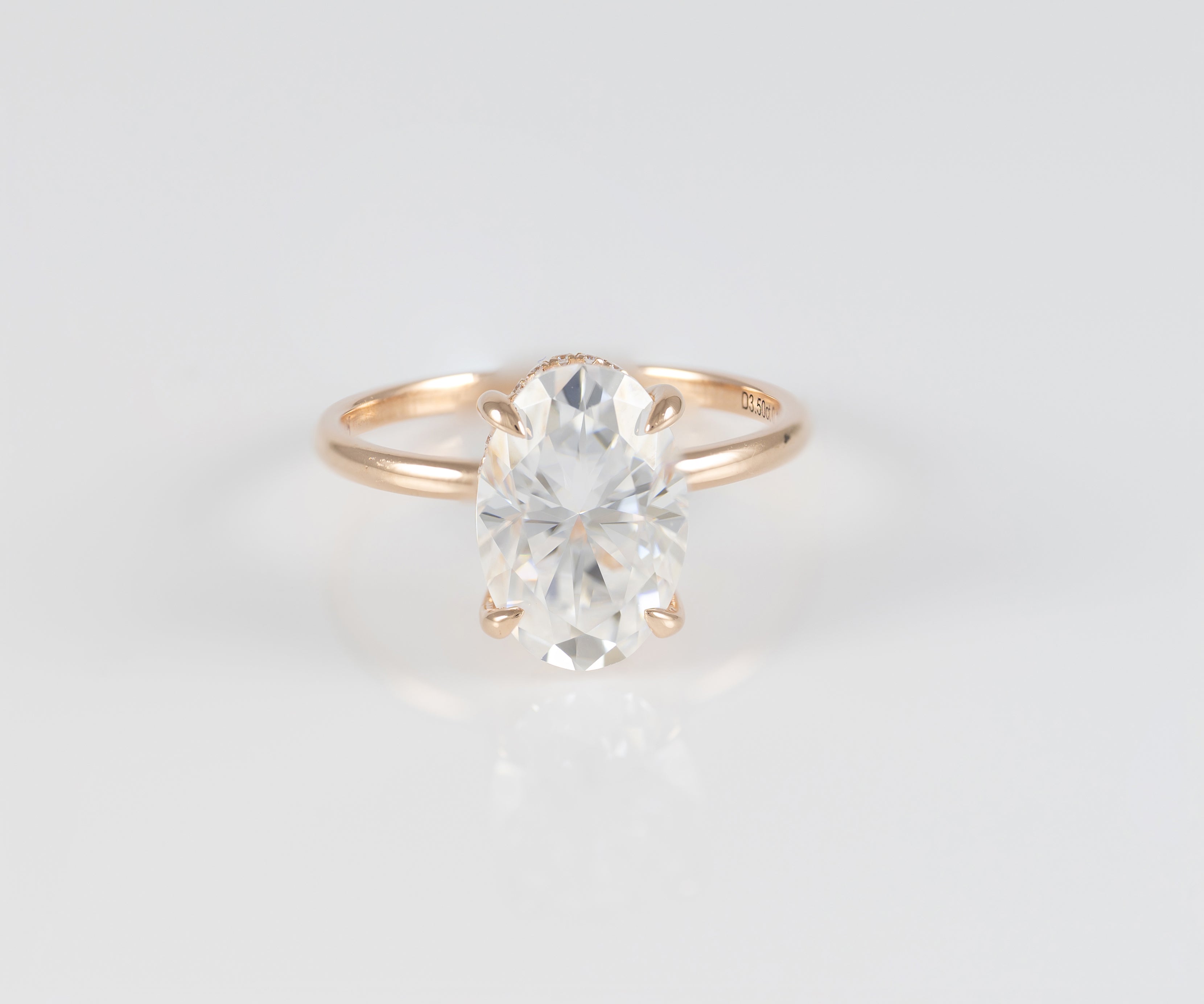 Anillo de compromiso halo oculto oro rosa 14k con moissanita 3.5 ct