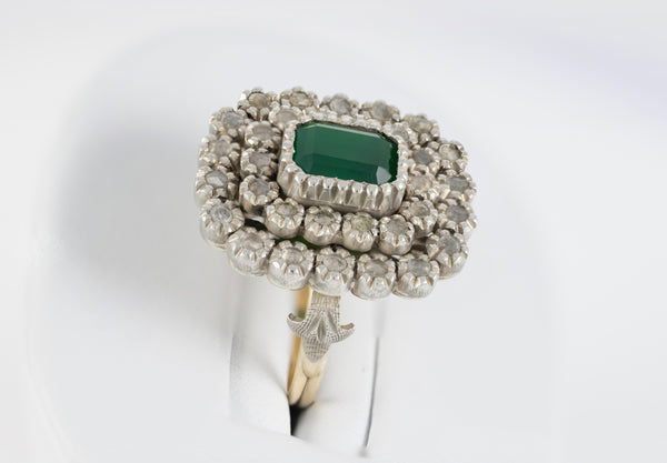 Anillo antiguo en oro amarillo 18k y plata con zafiros blancos