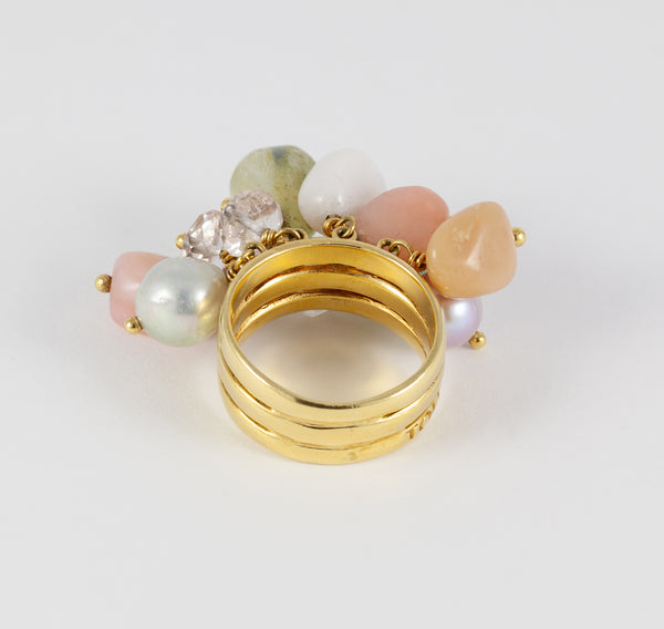 Anillo Tous en oro amarillo 18k con cuarzos y perlas