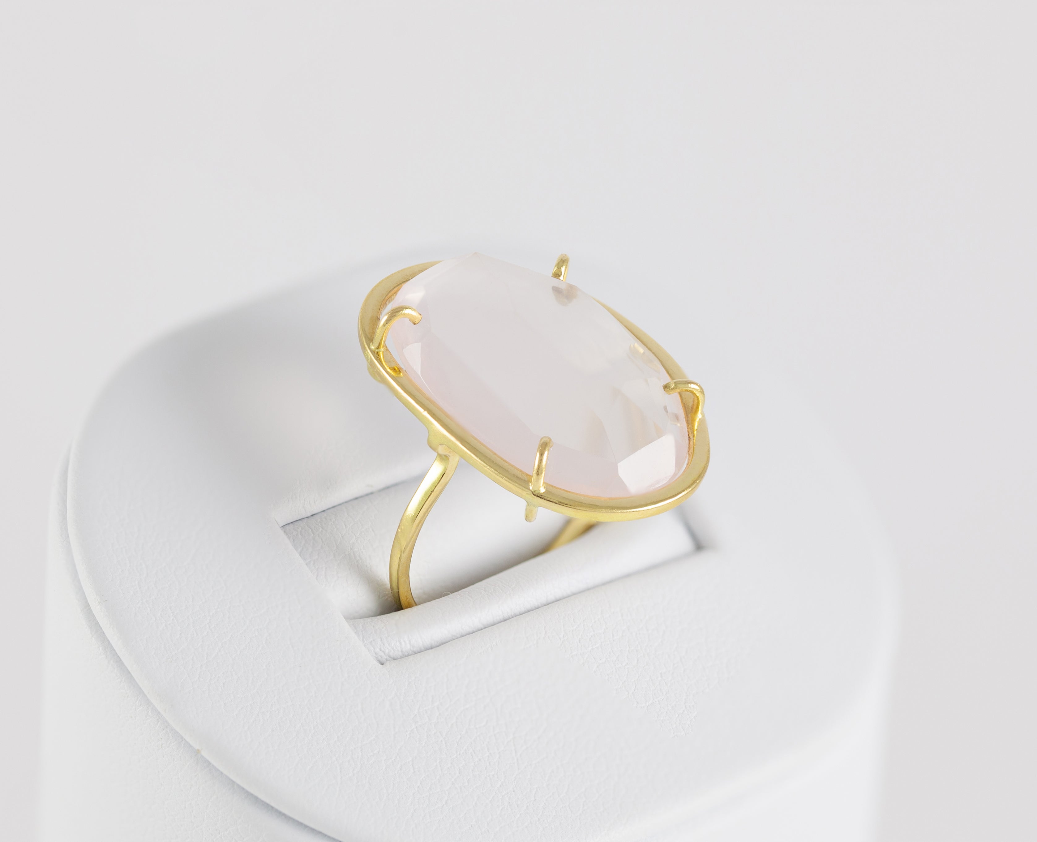 Anillo Tous Dinah en oro amarillo de 18k y ópalo rosa