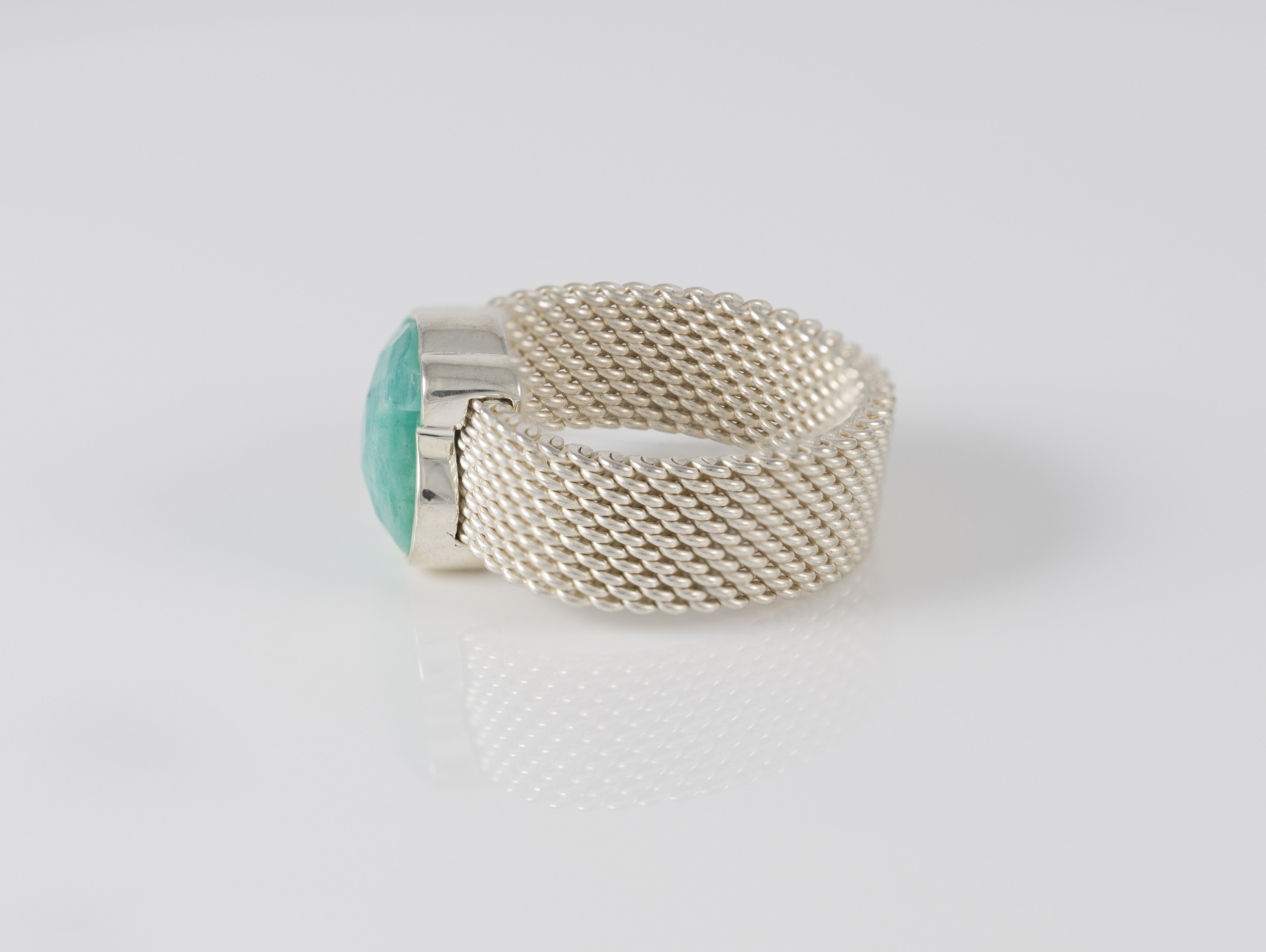 Anillo Tous en plata 925 y amazonita facetada motivo oso Mesh Color