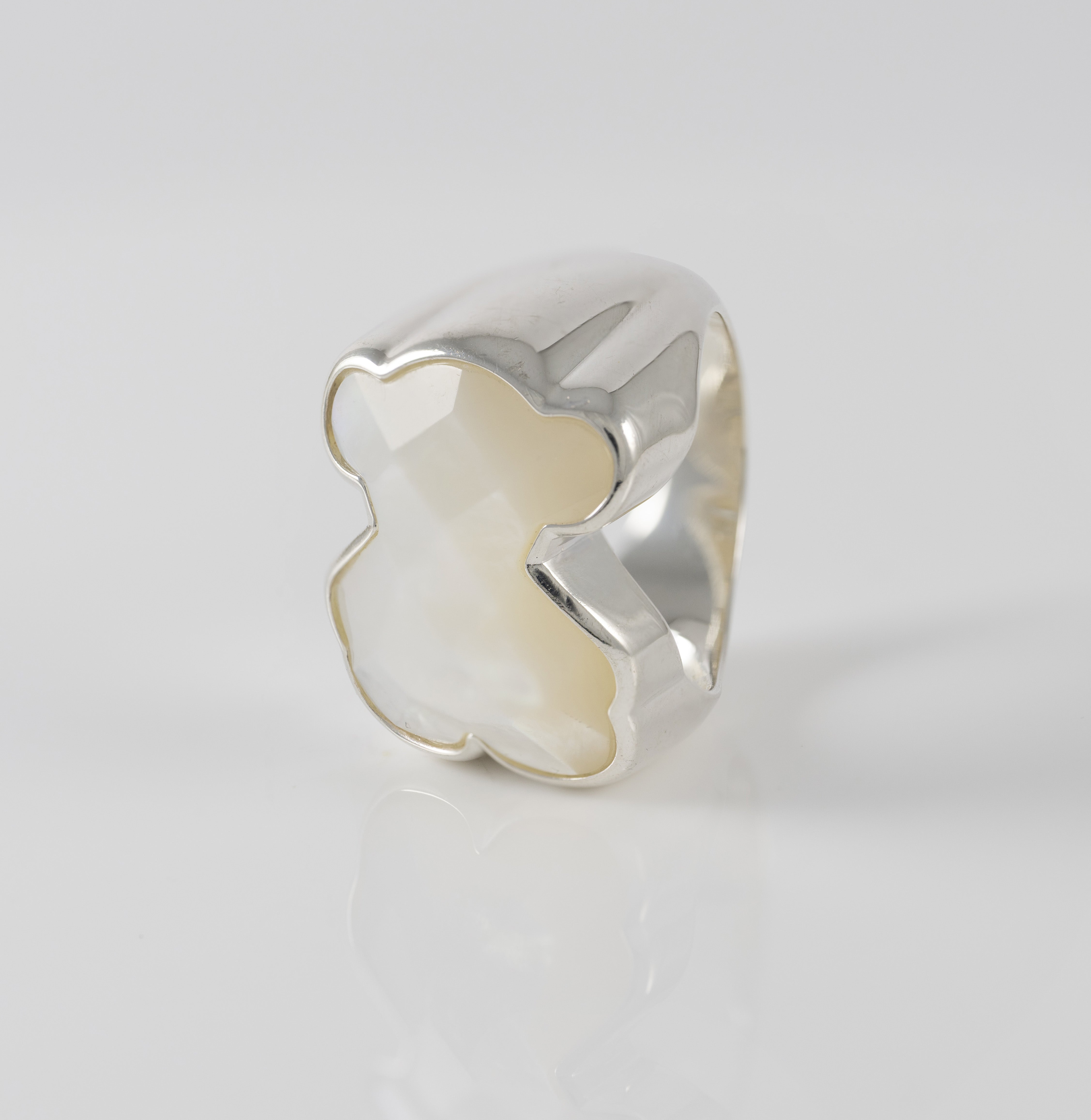 Anillo Tous de plata 925 y nácar by Color