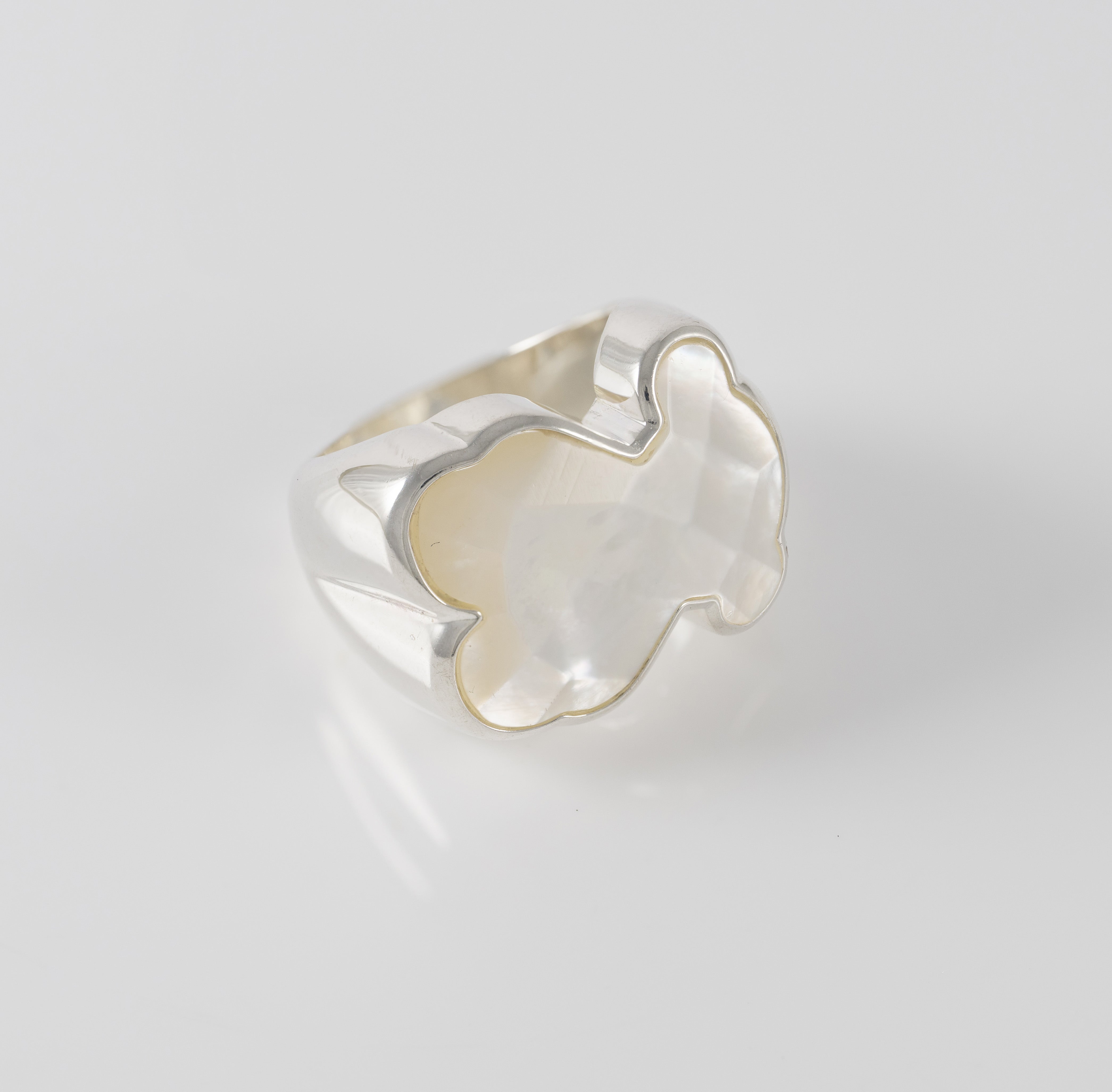 Anillo Tous de plata 925 y nácar by Color