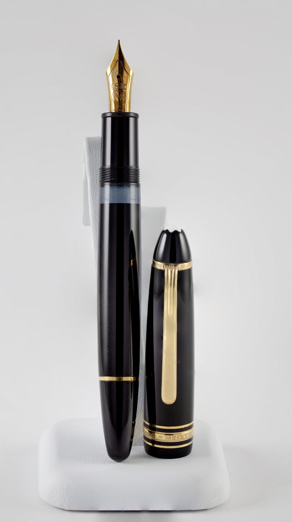 Montblanc Meisterstück 146 Fountain Pen 14k