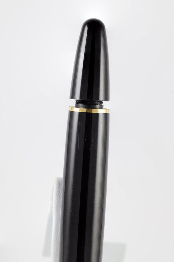 Montblanc Meisterstück 146 Fountain Pen 14k