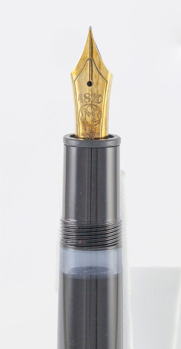 Montblanc Meisterstück 146 Fountain Pen 14k