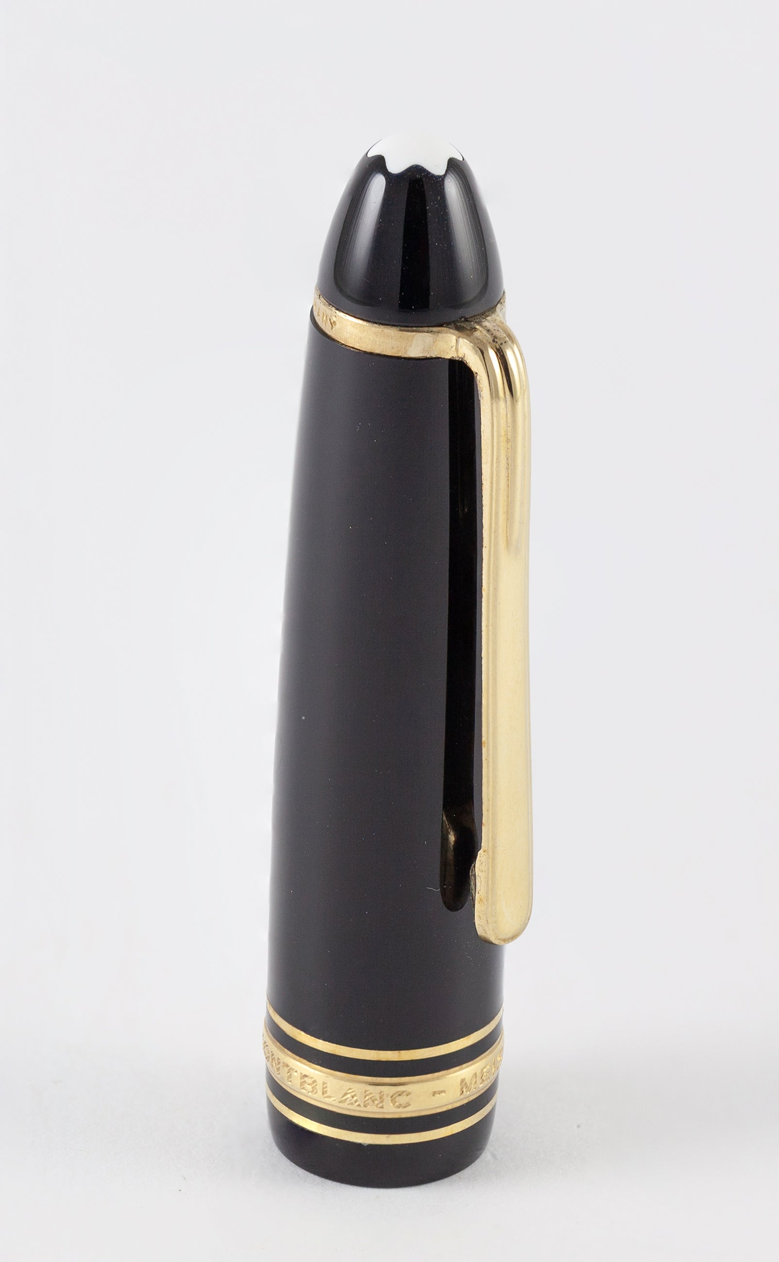 Montblanc Meisterstück 146 Fountain Pen 14k
