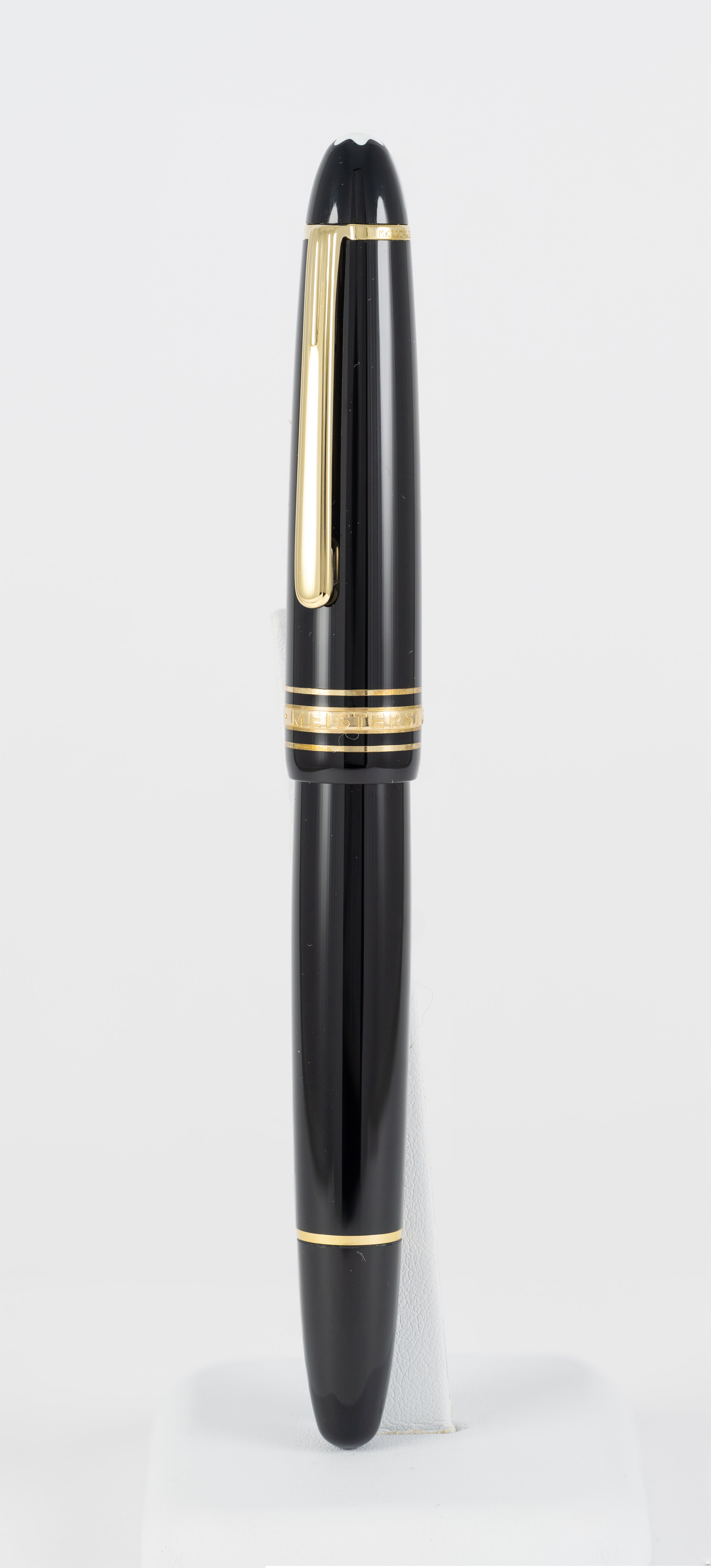 Montblanc Meisterstück Fountain Pen 585 14k Gold Nib