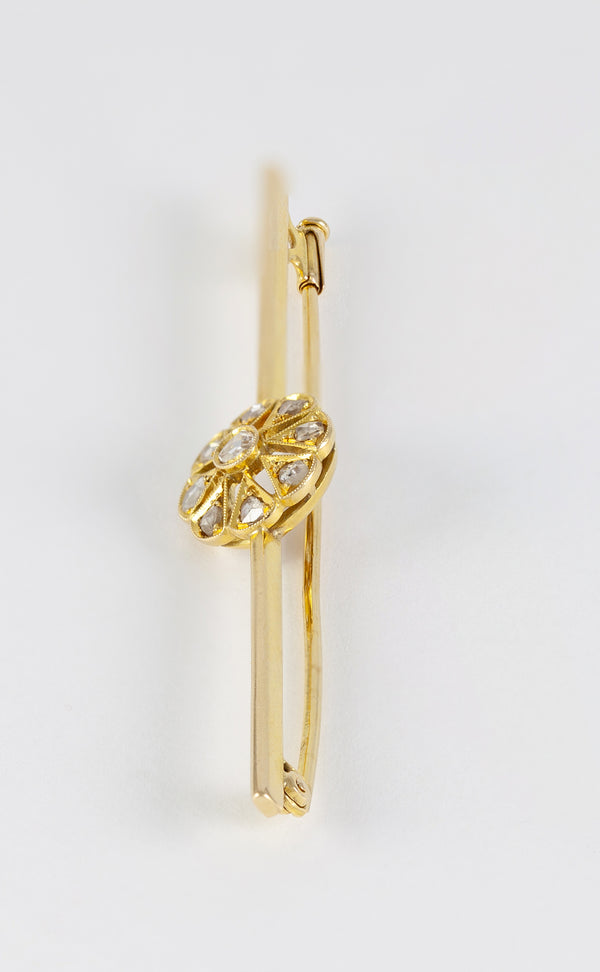Broche antiguo en oro amarillo 18k y brillantes