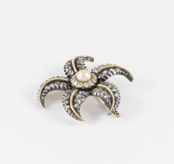 Broche antiguo en oro amarillo 18k y plata