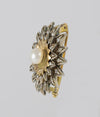 Broche antiguo en oro amarillo 18k y plata con perla y zafiros blancos
